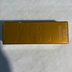 NARS Radiant Booster in dark Barbuda